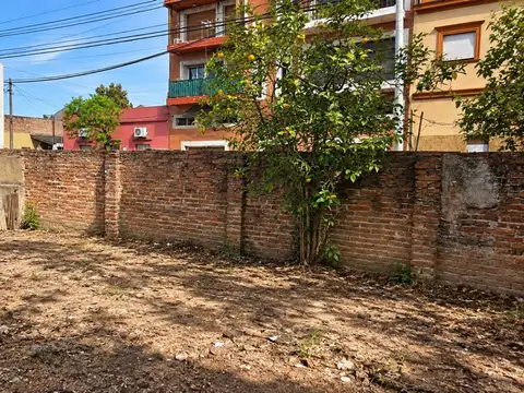 Venta lote Tres de Febrero caseros.