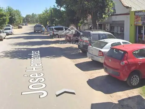 Venta Local Comercial en Exaltación de la Cruz- Parque Sakura, José Hernández 800