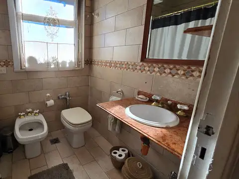 Departamento 7 ambientes con 3 baños