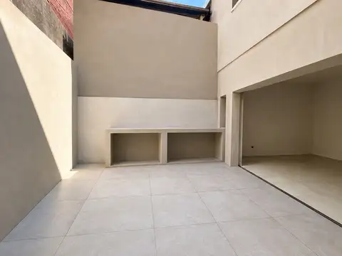 Depto Tipo Casa en Venta de 3 dormitorios