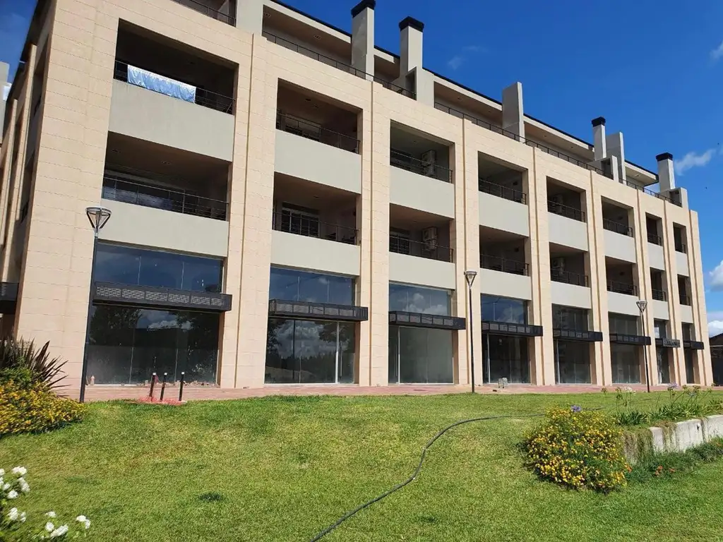 Zarate Chico. Edificio Loft del Rio en Zarate