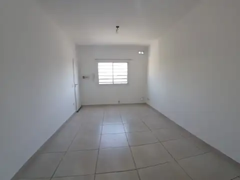 Av. Santamaria 2540 , Piso 1