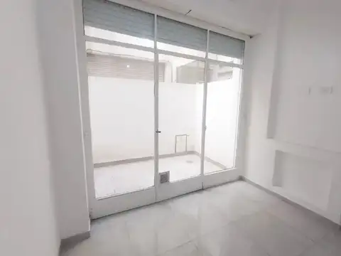 Lavalle 1400, Piso PB