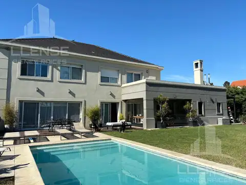 Casa en Venta de 5 dormitorios