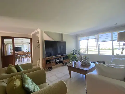 Casa en Venta al Oeste