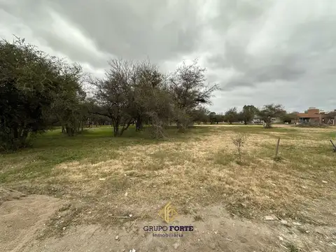 Terreno en Venta en Villa Catalina, USD 35.000