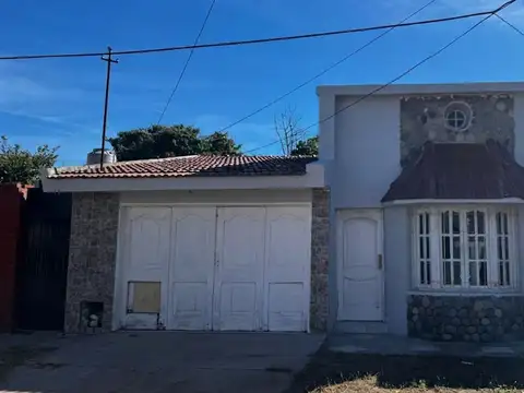 Casa en venta en barrio san fernando, la banda