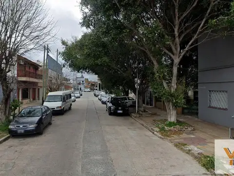 Doctor Ricardo Balbín e/ Guadalupe y Liniers