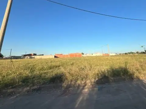 Terreno en Venta 28  mts Fondo