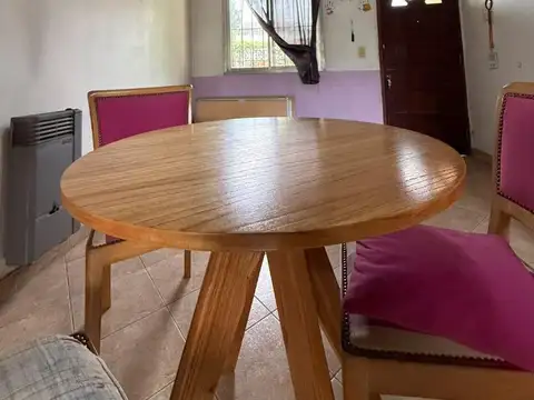Casa en Venta con 3 cocheras
