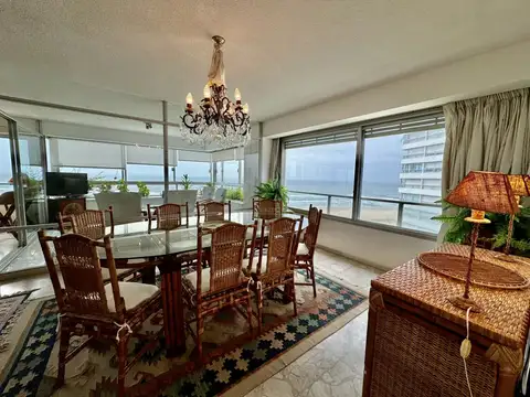 Departamento en Venta de 4 ambientes