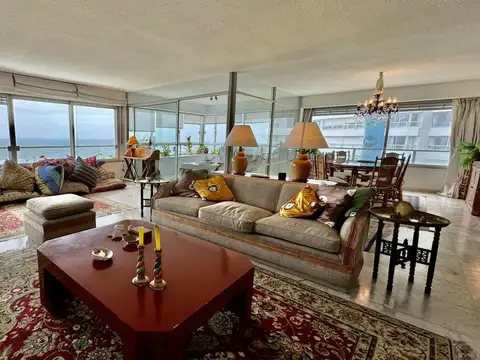 Departamento en Venta en Playa Brava, USD 690.000