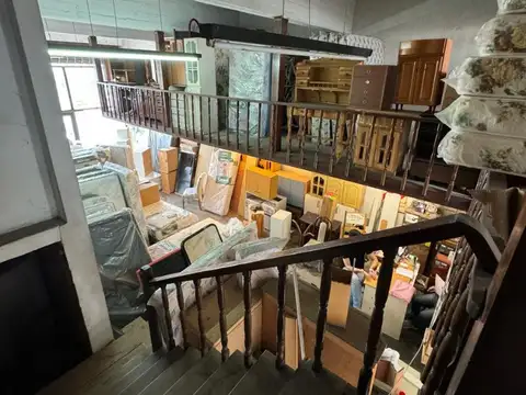 Local en Alquiler Via Pública