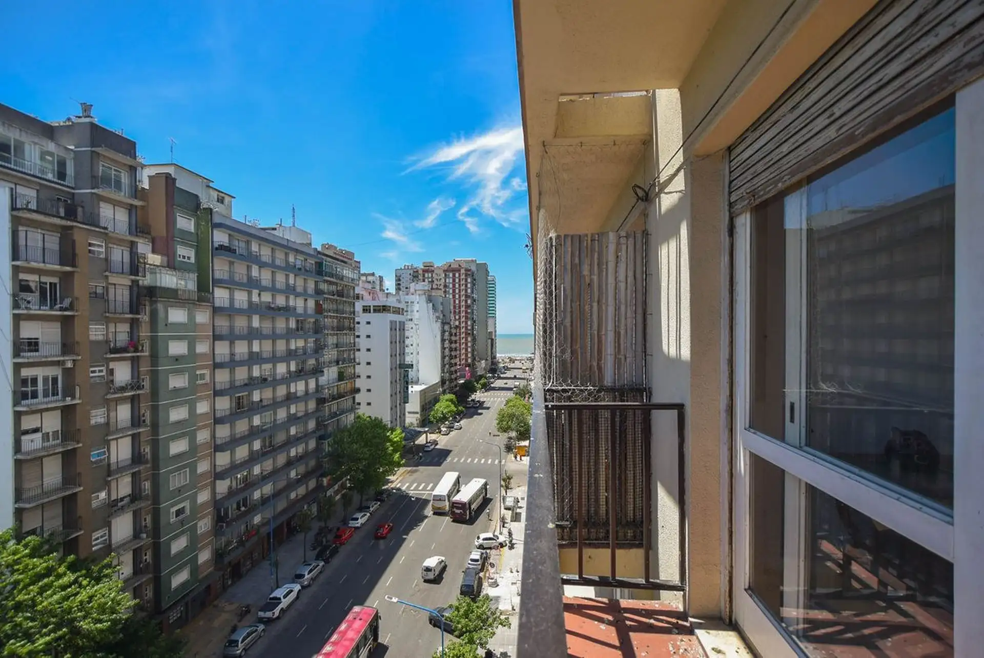 venta depto 2 amb con depen balcon vista al mar