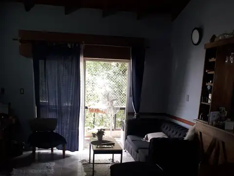 Depto Tipo Casa en Venta con 1 cocheras