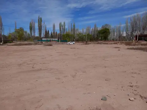 Terreno en Venta 40  mts Fondo