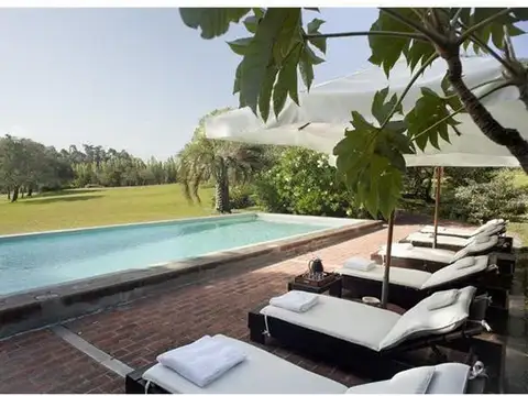 Casa en Venta en Manantiales, USD 18.000.000