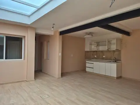 Depto Tipo Casa en Venta 66 años