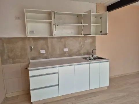 Depto Tipo Casa 4 ambientes con 1 baño