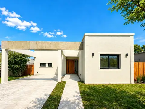 Casa 4 ambientes con 3 baños
