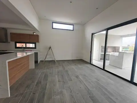 Casa en Venta al Este