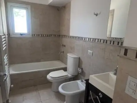 Departamento en Alquiler en Ramos Mejia, $ 750.000