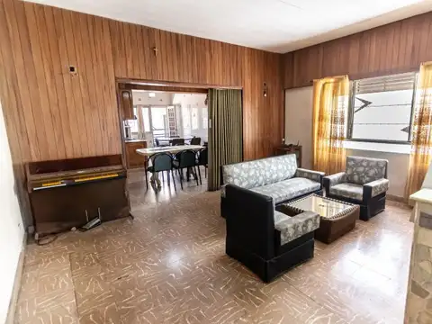 Casa en Venta en Barrio Industrial, USD 140.000