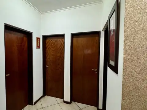 VENTA CASA PIZZURNO/3DORM/PILETA/QUINCHO/SERVICIOS
