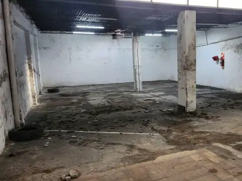 Lote / Terreno a la Venta en Villa Lugano (ex Garage)