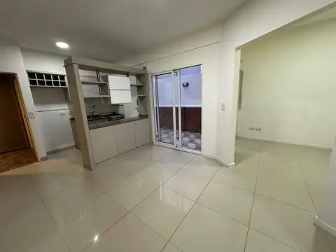 Ph 2 ambientes en Alquiler | Patio y Lavadero