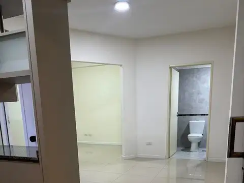 Ph 2 ambientes en Alquiler | Patio y Lavadero