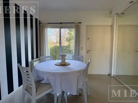 Departamento en Alquiler con 2 cocheras