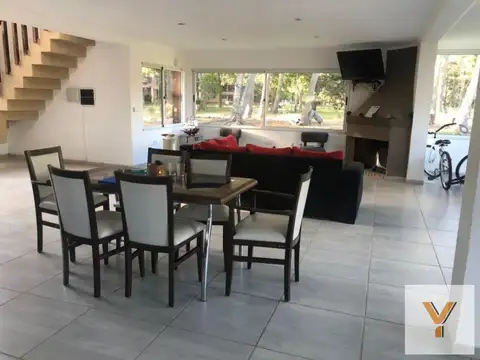 Casa en Venta al Oeste