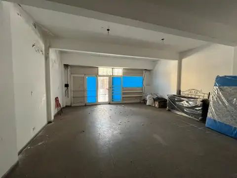 Depto Tipo Casa en Venta 50 años