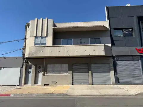 Venta Local / Galpón Logistico La Figurita