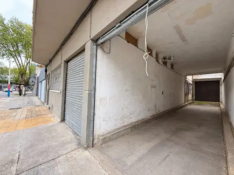 Venta Local / Galpón Logistico La Figurita
