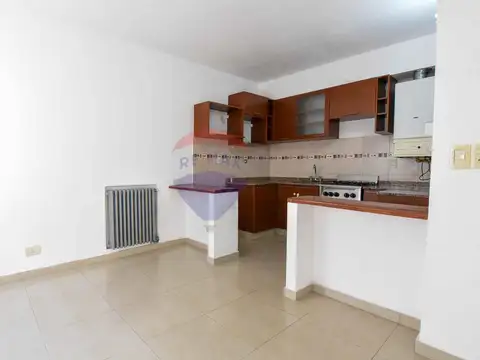 Depto Tipo Casa en Venta con 2 cocheras