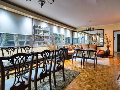 Apartamento en venta c/ cochera en Pocitos