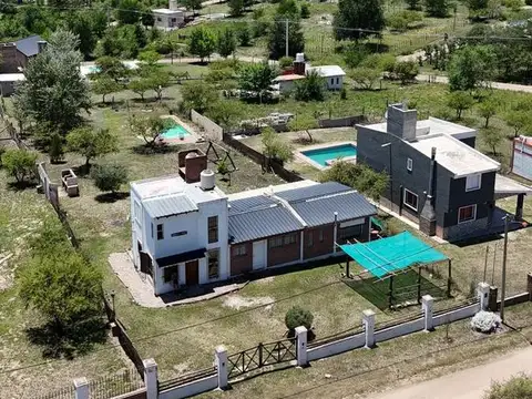 Venta Complejo De Casa Duplex C/Piscina En 1.200M² De Terreno En Mirador Del Lago, Bialet Massé