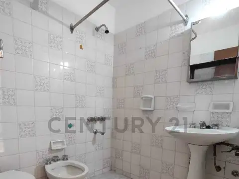 Venta Departamento Monoambiente con Balcón Terraza en el Centro - A Metros de La Cañada | Desocupado