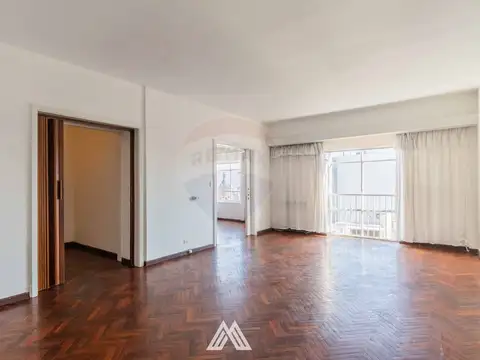 Venta Apartamento 3 dormitorios + servicio Cordón 