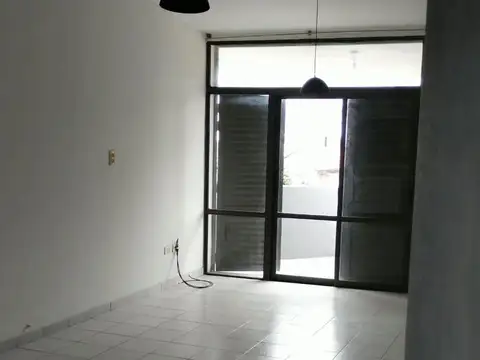 Quintana 2500, Piso 2