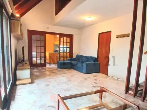 SAN JUSTO VENTA CASA 5 AMBIENTES CON LOCAL