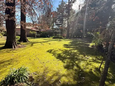 Venta casa quinta c/ amplio lote mas 3 lotes - Derqui , Pilar