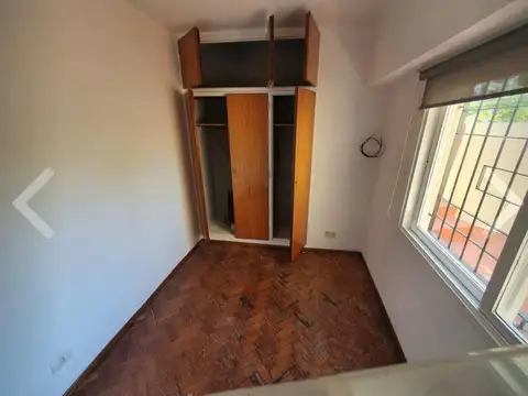 VENTA CASA COCHERA TERRAZA LINIERS c/RENTA