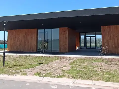 Oportunidad  lote interno en barrio Village Plaza. Bella Vi