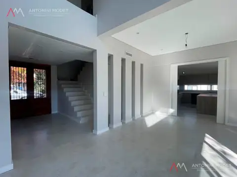 Casa en Venta en Mapuche Country Club, USD 430.000