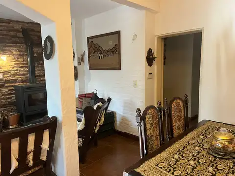 Casa 6 ambientes con 3 baños