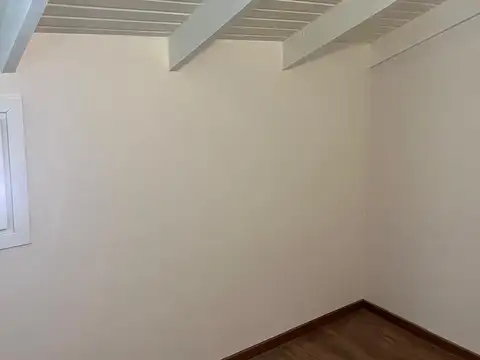 Depto Tipo Casa en Venta con 1 cocheras
