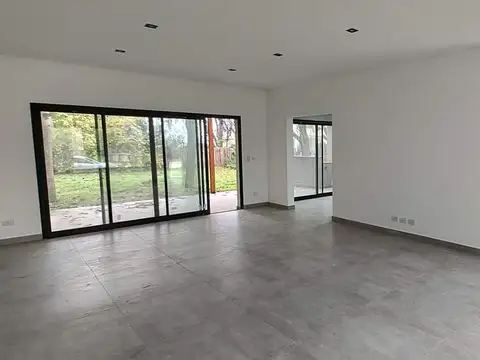 Casa en Venta al Este